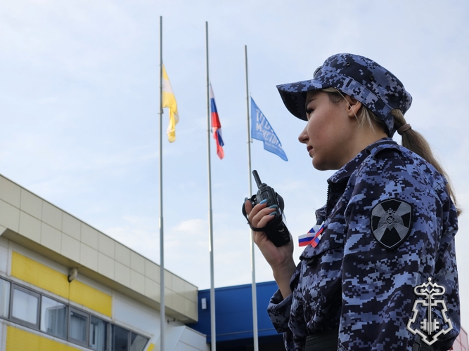 НА СТАВРОПОЛЬЕ СОТРУДНИКИ РОСГВАРДИИ ОБЕСПЕЧИЛИ ОХРАНУ ОБЩЕСТВЕННОГО ПОРЯДКА ВО ВРЕМЯ ПРАЗДНИЧНЫХ МЕРОПРИЯТИЙ, ПОСВЯЩЕННЫХ ДНЮ РОССИИ