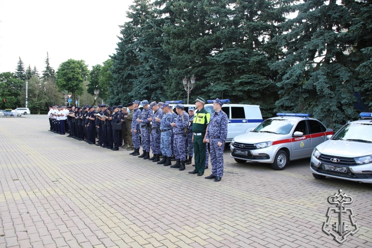 В Ставрополе сотрудники Росгвардии приняли участие в общегородском инструктаже нарядов комплексных сил и средств