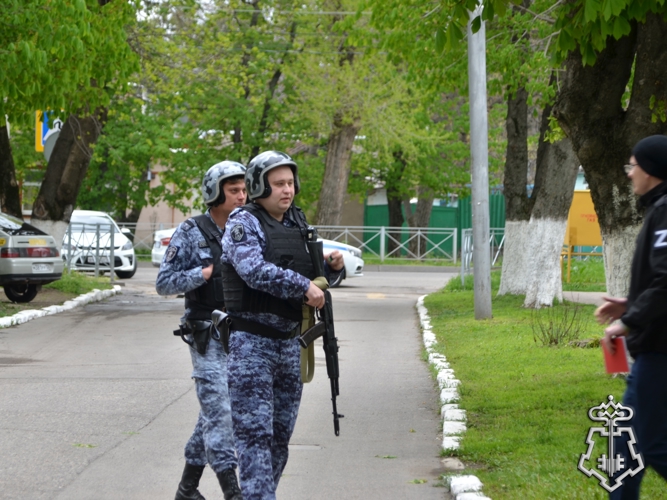 На Ставрополье росгвардейцы приняли участие в межведомственных антитеррористических учениях