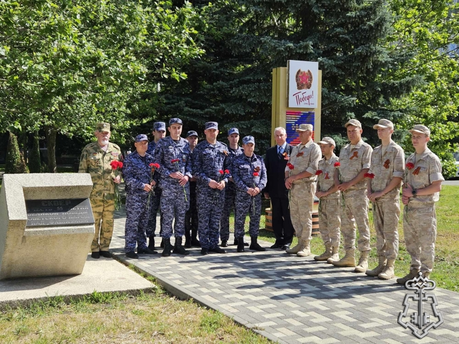 В Ставрополе росгвардейцы почтили память павших в годы Великой Отечественной войны