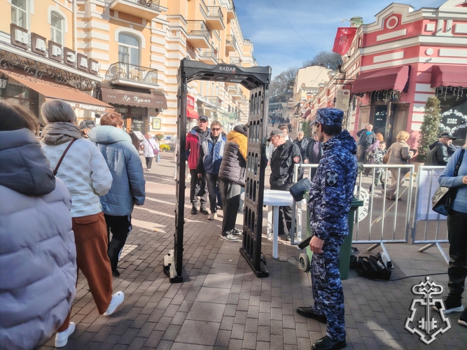 На Ставрополье росгвардейцы обеспечили правопорядок в дни празднования Дня народного единства