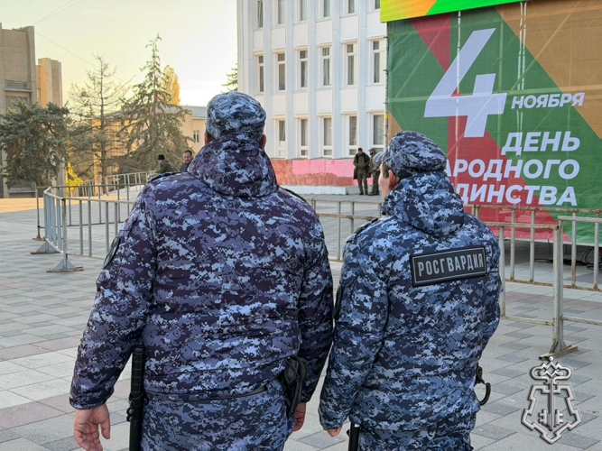 На Ставрополье росгвардейцы обеспечили правопорядок в дни празднования Дня народного единства