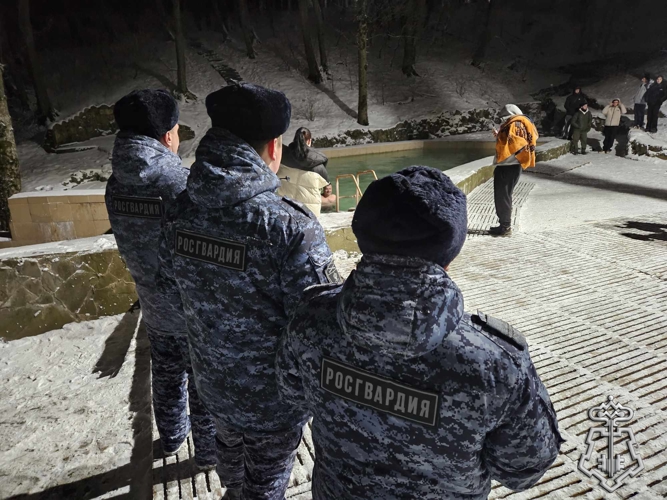 На Ставрополье росгвардейцы обеспечили безопасность в ходе празднования Крещения Господня