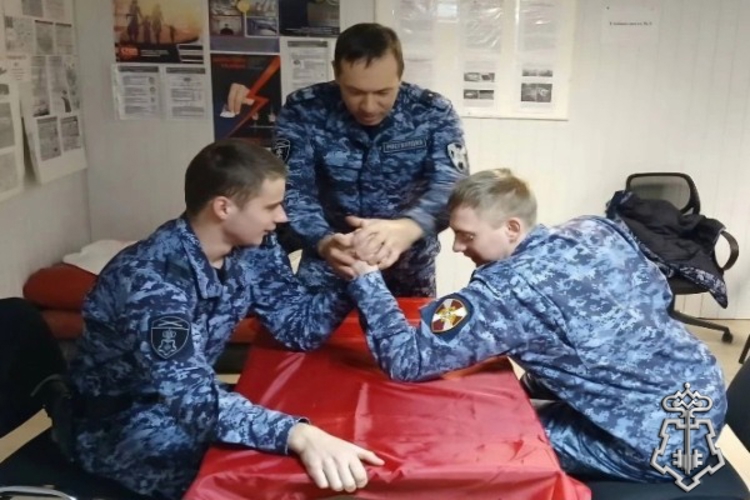 В преддверии 10-летия Росгвардии сотрудники вневедомственной охраны Ставрополья провели серию мероприятий