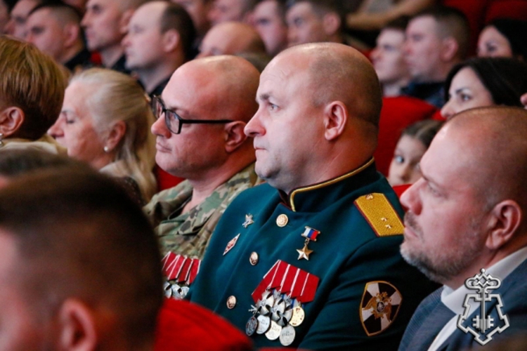 На Ставрополье торжественно отметили 215-летие войск правопорядка и 10-летие Росгвардии