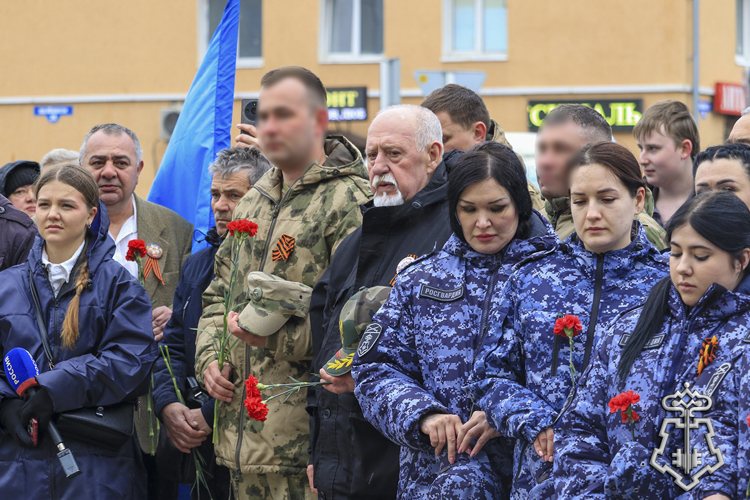 Сотрудники и военнослужащие Росгвардии почтили память жертв аварии на Чернобыльской АЭС