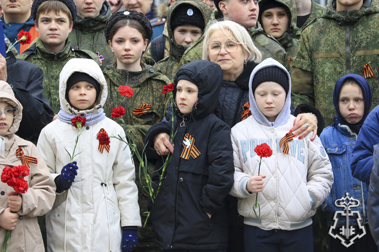 Сотрудники и военнослужащие Росгвардии почтили память жертв аварии на Чернобыльской АЭС