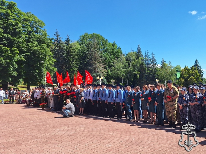 В Ставрополе сотрудники вневедомственной охраны приняли участие в мероприятиях, посвящённых Дню памяти и скорби