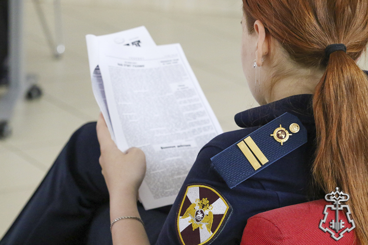 В Ставрополе росгвардейцы провели круглый стол, посвященный 84-й годовщине начала битвы за Кавказ