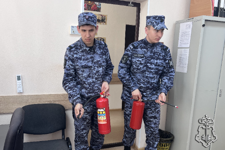 Пожарно-тактическое занятие сотрудников Росгвардии и МЧС прошло в Ессентуках