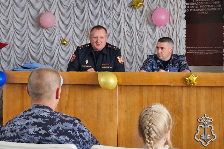 Ежегодная акция Росгвардии «Собери ребенка в школу» прошла на Ставрополье