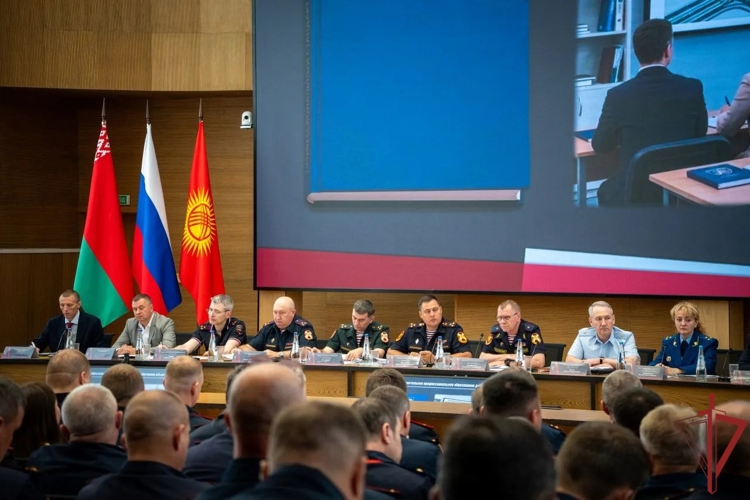 Заместитель руководителя управления вневедомственной охраны Росгвардии по Ставропольскому краю принял участие во Всероссийском совещании-семинаре в Нижнем Новгороде