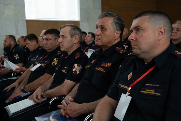 Заместитель руководителя управления вневедомственной охраны Росгвардии по Ставропольскому краю принял участие во Всероссийском совещании-семинаре в Нижнем Новгороде