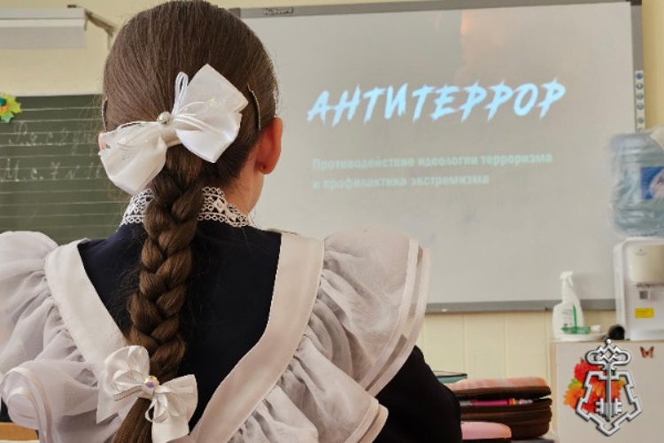 Росгвардейцы Ставрополя провели цикл просветительских встреч с молодежью в День борьбы с терроризмом